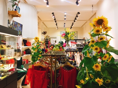 Sang shop thời trang nữ sầm uất ngay tại Nha Trang Khánh Khoà