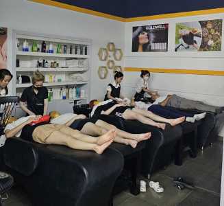 CẦN SANG NHƯỢNG SPA VỊ TRÍ ĐẸP TIỀM NĂNG TẠI Dưới sảnh chung cư HH2C linh đà