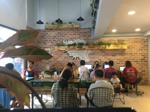 Sang Quan Cafe chung cư Thuận Việt, Lý Thường Kiệt, Quận 11