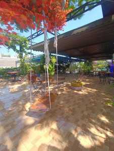 sang quán cafe cá koi bình dương