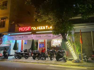 Sang nhượng quán cafe khu vực Đại Học Sư Phạm Kỹ Thuật Đà Nẵng .