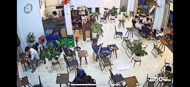 Sang nhượng quán cafe khu vực Đại Học Sư Phạm Kỹ Thuật Đà Nẵng .