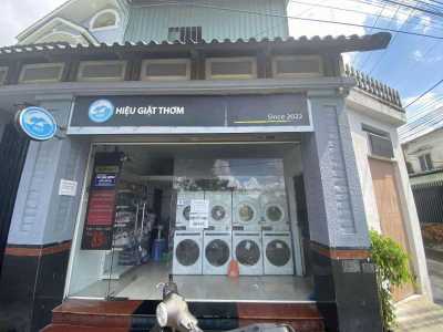 SANG NHƯỢNG TIỆM GIẶT SẤY ĐANG HOẠT ĐỘNG TỐT