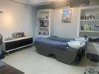 Do bận việc gia đình không người trông coi nên cần sang nhượng lại tiệm tóc đ