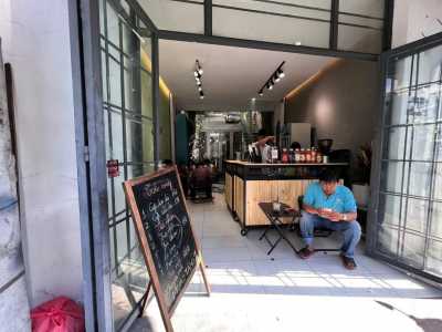 Sang mặt bằng Cà Phê Trà sữa Quận 10 hiện đang kinh doanh ổn định