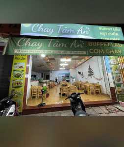 Sang quán chay mặt tiền 466 lê văn việt 