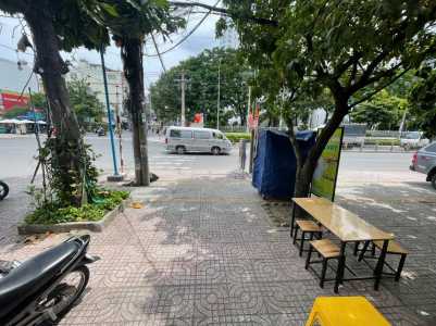 chuyển hướng kinh doanh nên e cần sang lại quán ăn cho anh chị nào có nhu cầu.