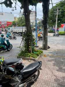 chuyển hướng kinh doanh nên e cần sang lại quán ăn cho anh chị nào có nhu cầu.