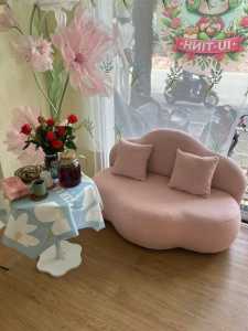 Do nhu cầu mở rộng nên mình cần sang lại tiệm nail 