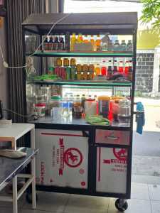 Cần sang nhượng mặt bằng hoặc thanh lý đồ dùng quán nước (do lớn tuổi không