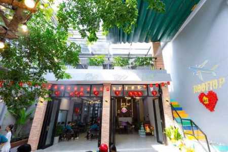 CẦN SANG GẤP MẶT BẰNG & ĐẦY ĐỦ ĐỒ DÙNG CỦA QUÁN HẢI SẢN .