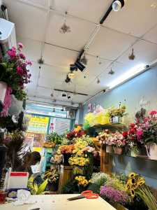 Do mình về quê nên cần sang lại shop hoa tại Nguyễn Thiện Thuật Quận 3.     