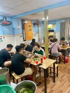 cần sang lại quán  vẫn đang hoạt động bình thường