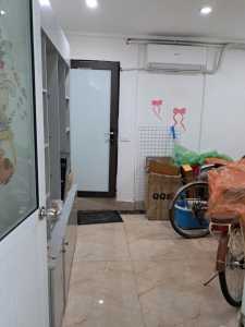 Do bận việc gia đình không người trông coi cần sang lại tiệm tóc tại 73 Ngõ 35 