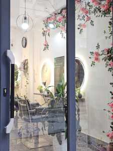 SANG NHƯỢNG SALON TÓC ĐANG KINH DOANH TỐT TẠI HÀ ĐÔNG VỊ TRÍ SIÊU ĐẸP ĐẮC Đ