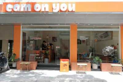 SANG NHƯỢNG QUÁN CAFE VỊ TRÍ SIÊU ĐẸP.
