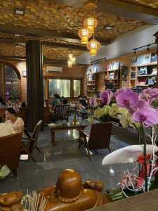 VÌ KHÔNG CÓ NGƯỜI TRÔNG COI QUẢN LÝ CHÍNH CHỦ CẦN SANG LẠI QUÁN CAFE 