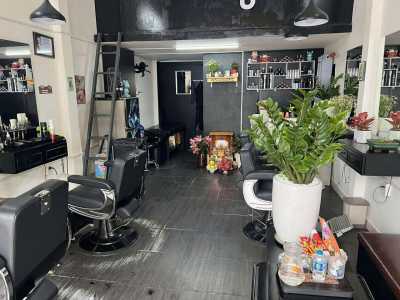 CẦN SANG NHƯỢNG TIỆM TÓC VỊ TRÍ SIÊU ĐẸP GIÁ SIÊU HỜI