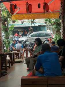 NHƯỢNG CỬA HÀNG CAFE VỊ TRÍ SIÊU ĐẸP TIỀM NĂNG TẠI 09 NGÕ 14 HUỲNH THÚC KHÁNG