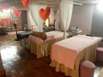 sang spa dưỡng sinh  full đồ, decor mới  chỉ cần vào là làm vị trí siêu đ