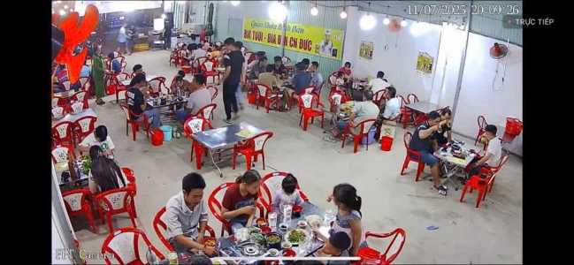 sang nhượng mặt bằng kinh doanh quán ốc vị trí ngã 3 quách điêu thới hoà 