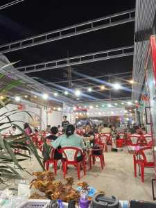 sang nhượng mặt bằng kinh doanh quán ốc vị trí ngã 3 quách điêu thới hoà 