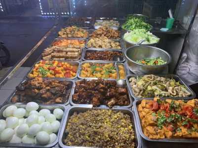 CẦN SANG NHƯỢNG CỬA HÀNG CƠM BÌNH DÂN VỊ TRÍ SẦM UẤT TIỀM NĂNG TẠI HÀ NỘI