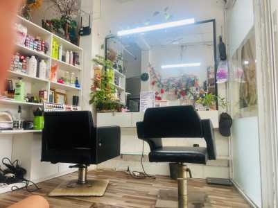 cần sang tiệm giá siêu hời.