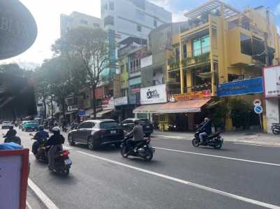 cần sang quán cafe vị trí đẹp tiềm năng1