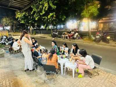 SANG QUÁN CÀ PHÊ VỊ TRÍ ĐẸP, VÀO LÀ KINH DOANH NGAY TRUNG TÂM.      