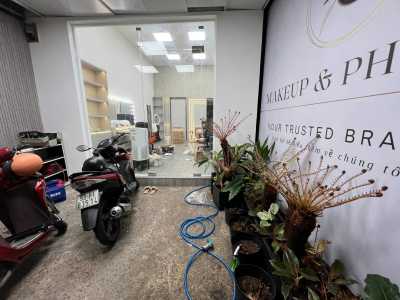 thay đổi chỗ ở cần sang lại tiệm 