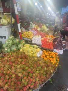 cần sang mặt bằng  bán trái cây chợ vĩnh tân vsip 2 tân uyên bình dương.  