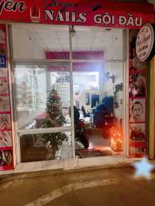 CẦN SANG NHƯỢNG TIỆM TẠI HUỲNH TẤN PHÁT QUẬN 7.