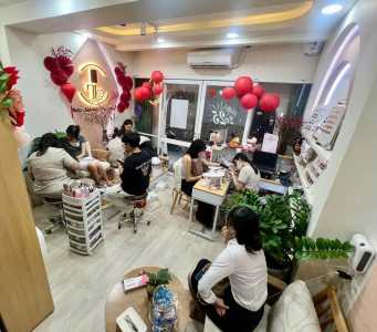 sang tiệm gấp - kịp làm tết tiệm nail  gội đầu dưỡng sinh nối mi