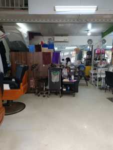 cần sang nhượng gấp salon tóc nam nữ vị trí đẹp tiềm năng.  