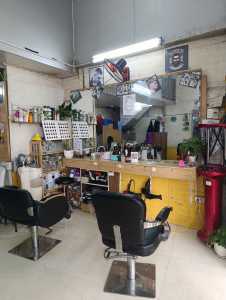 cần sang nhượng gấp salon tóc nam nữ vị trí đẹp tiềm năng.  