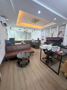 sang spa trung tâm tân bình  3 lầu 8 phòng  chỉ 200 triệu đồng! 