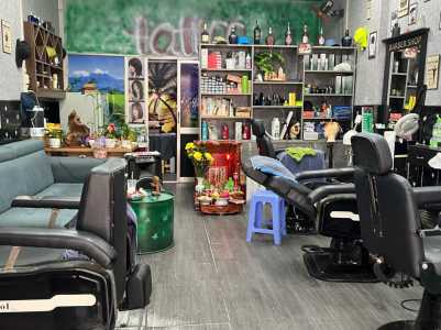 CẦN SANG TIỆM TÓC NAM VỊ TRÍ ĐẸP SẦM UẤT TẠI 151 đường 61 (cũ)