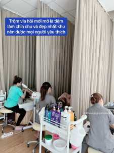 sang mặt bằng tiệm nail quận 6