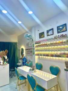 sang mặt bằng tiệm nail quận 6