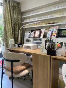 Em cần sang lại tiệm nail Phú Nhuận