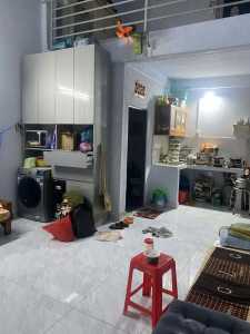 Cần sang lại tiệm tóc nam mặt bằng rộng rãi thoáng mát , vị trí sầm uất tiề