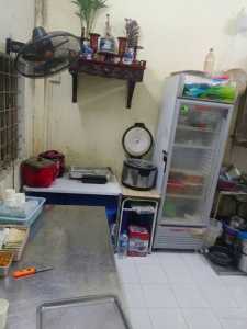 Sang nhượng cửa hàng khu Chùa Láng, dưới chân kí túc xá Phường Láng Thượng Đ