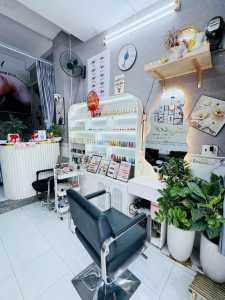 Dời về nhà Nên mình sang tiệm này ,lượng khách quen đông ổn định