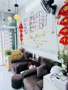 Dời về nhà Nên mình sang tiệm này ,lượng khách quen đông ổn định