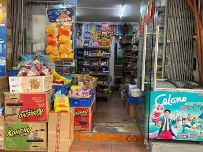 cần sang nhượng cửa hàng tạp hoá.