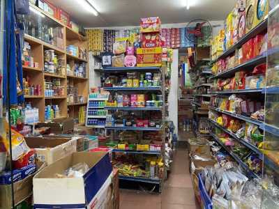 cần sang nhượng cửa hàng tạp hoá.