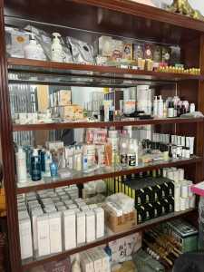 mình cần sang nhượng mặt bằng đang kinh doanh spa tại khu vực trung tâm q1.