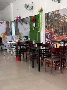 cần sang nhượng quán ăn nằm mặt tiền đường đông đúc 