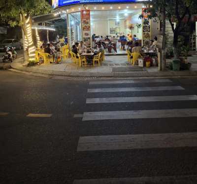 Cần sang nhượng quán nhậu đang hoạt động với doanh thu đều tại số 88 Nguyễn